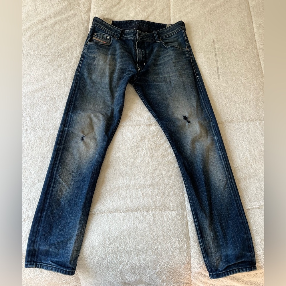 Men’s Diesel Regular Slim-Carrot Fit Krayver Jeans - Wash 0608A